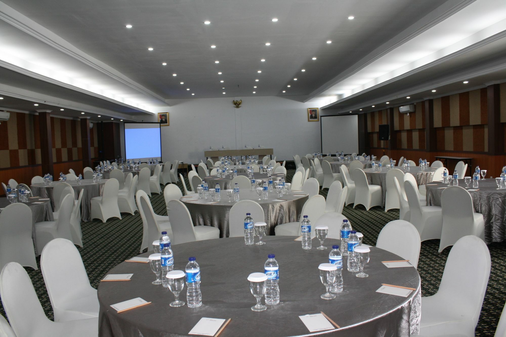 Grand Asrilia Hotel Bandung Dış mekan fotoğraf